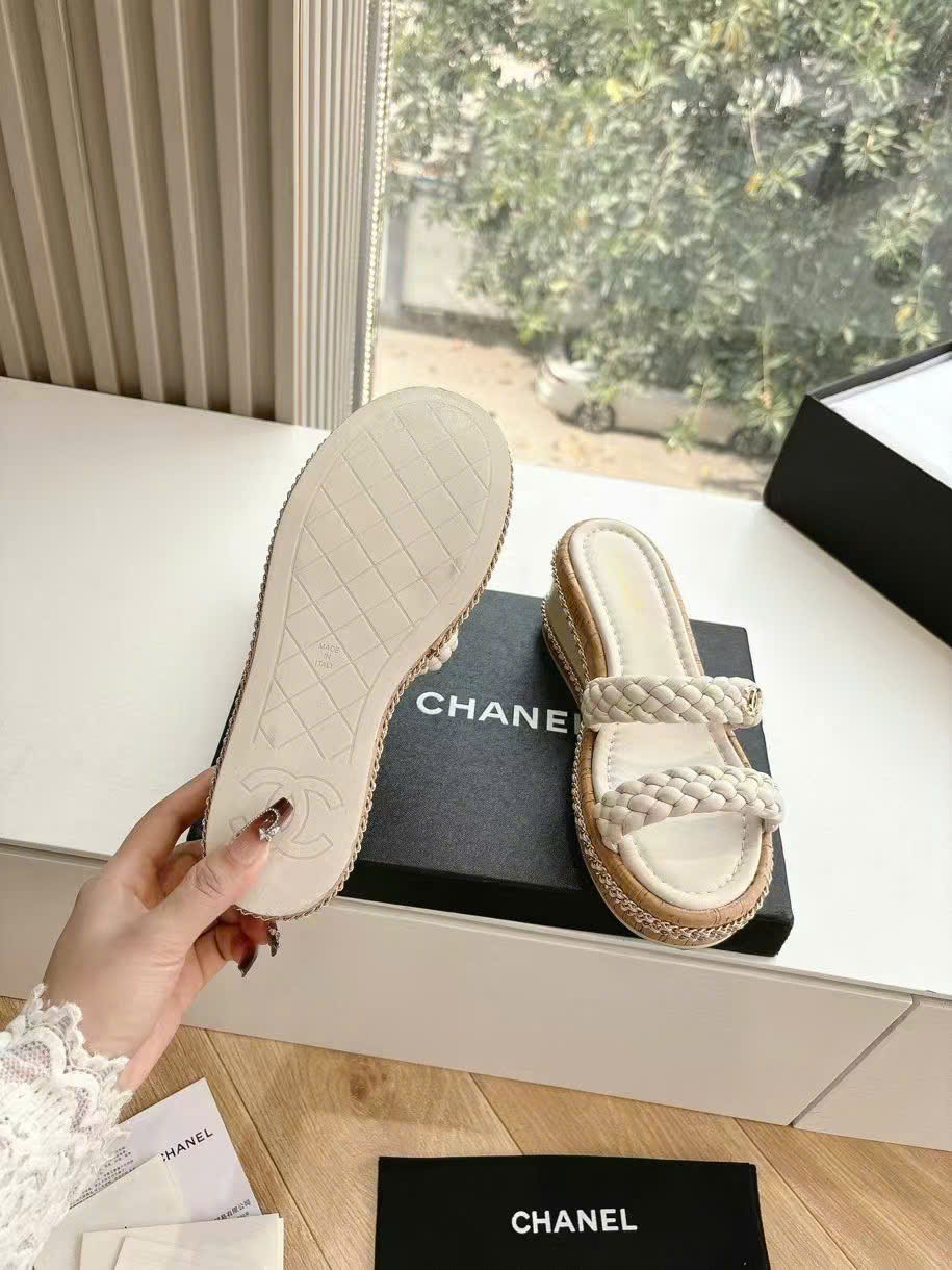 (1:1 replica) Chanel Wedges Women s Sandals New Collections 2025
