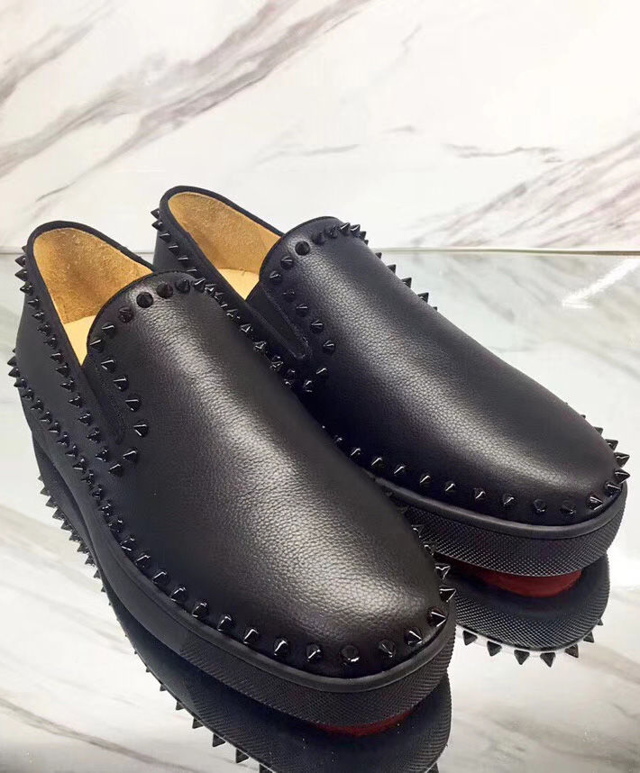 (1:1 replica) Christian Louboutin Unisex Rivet casual shoes Black