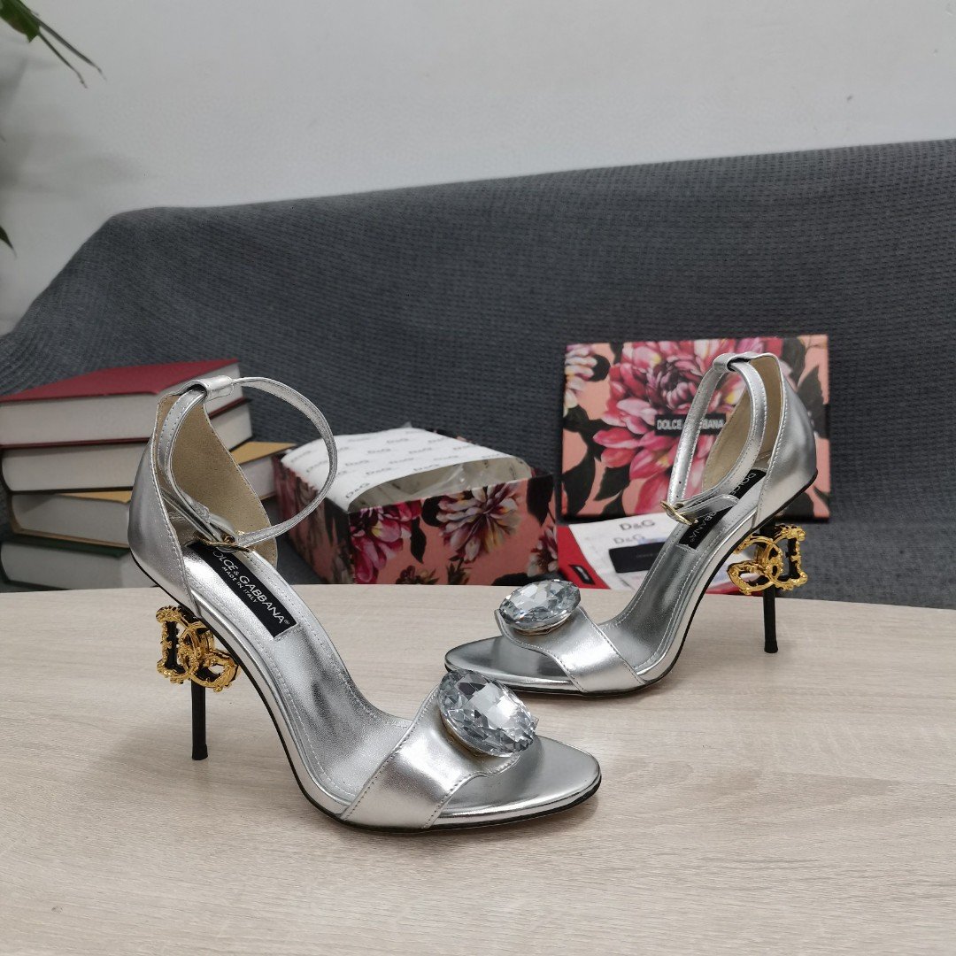 (1:1 replica) Dolce Gabbana Polished Sandals Silver For Women DG Shoes