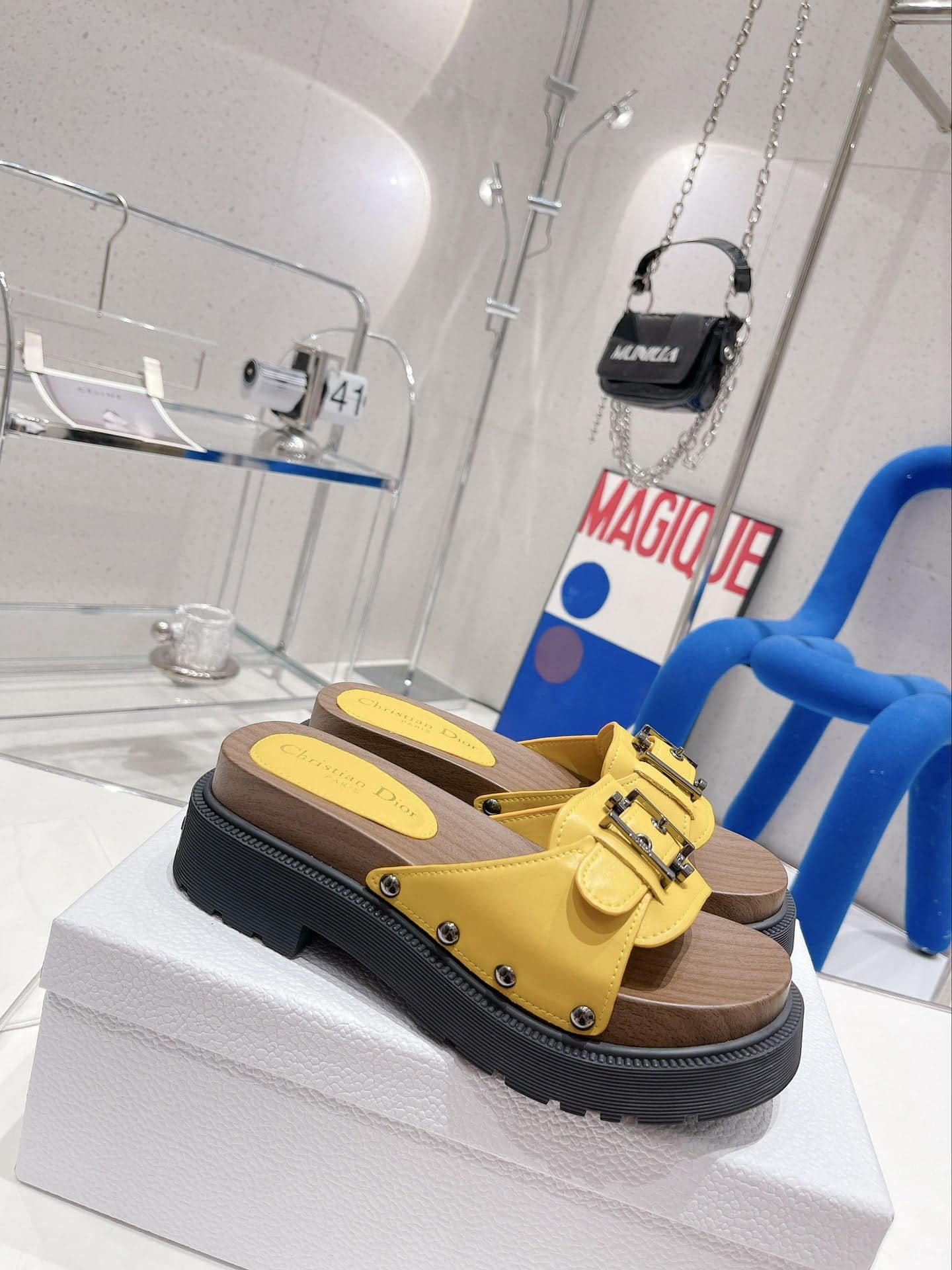 (1:1 replica) Christian Dior Women s Diorquake Slide Yellow For Women CD