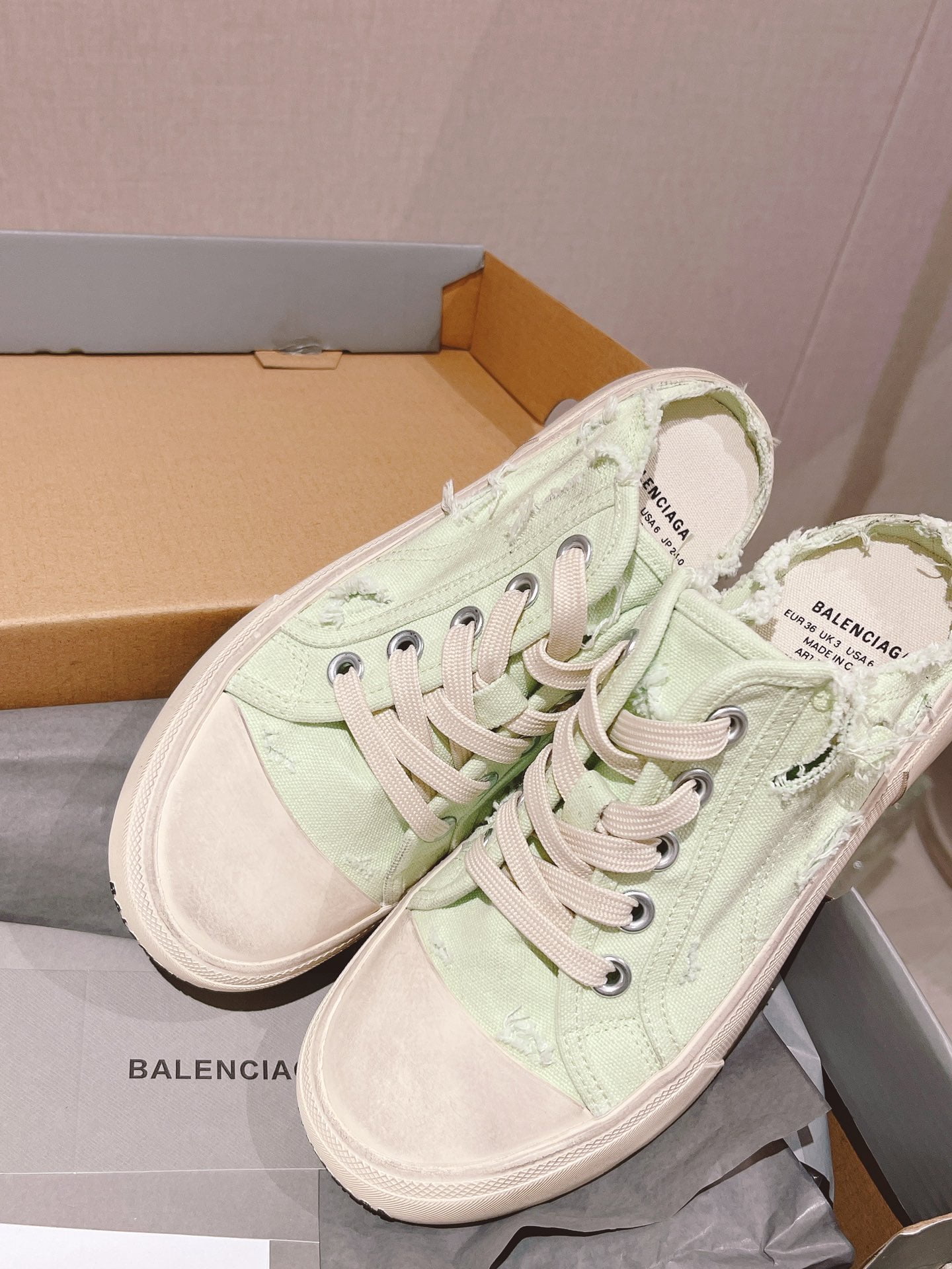 (1:1 replica) Balenciaga Paris Trainers Mule White For Women