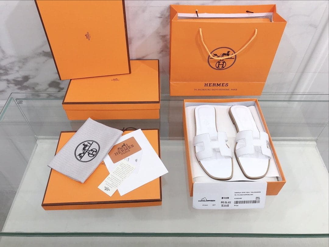 (1:1 replica) Hermes Oran Sandal White For Women, Women s Shoes H021056Z 02365