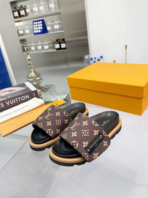 (1:1 replica) LOUIS VUITTON POOL PILLOW FLAT COMFORT MULE LVSD001