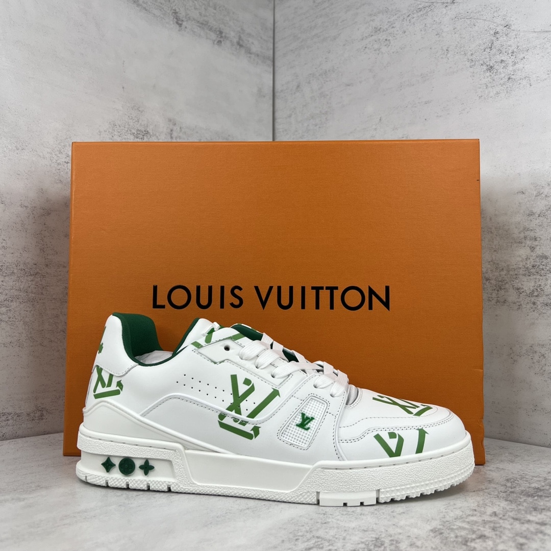 (1:1 replica) Louis Vuitton Women s LV Trainer Sneaker Green For Women LV 1AAGXF