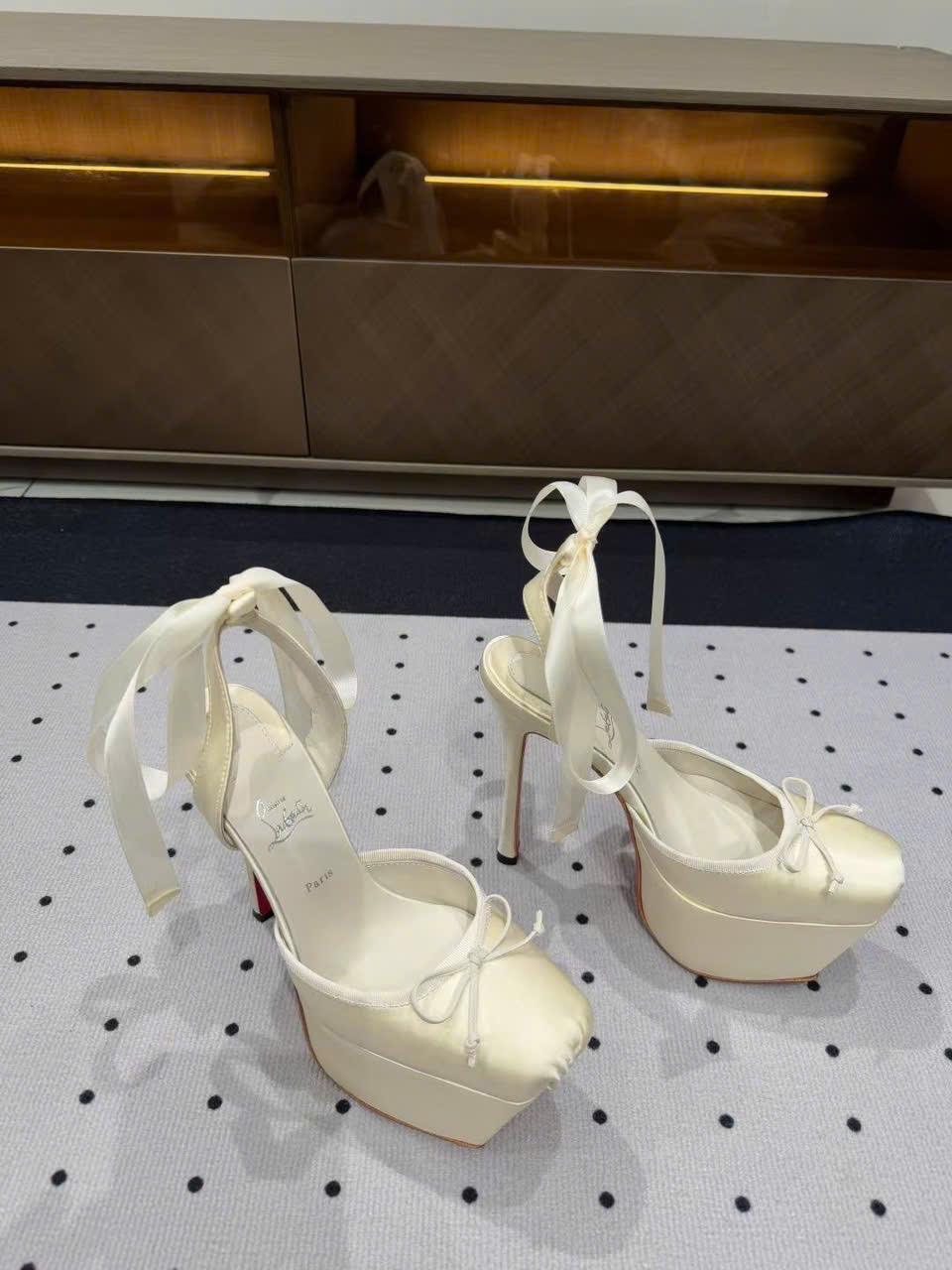 (1:1 replica) Christian Louboutin Cassia Satin Lace Up Heel Shoes 15.5cm