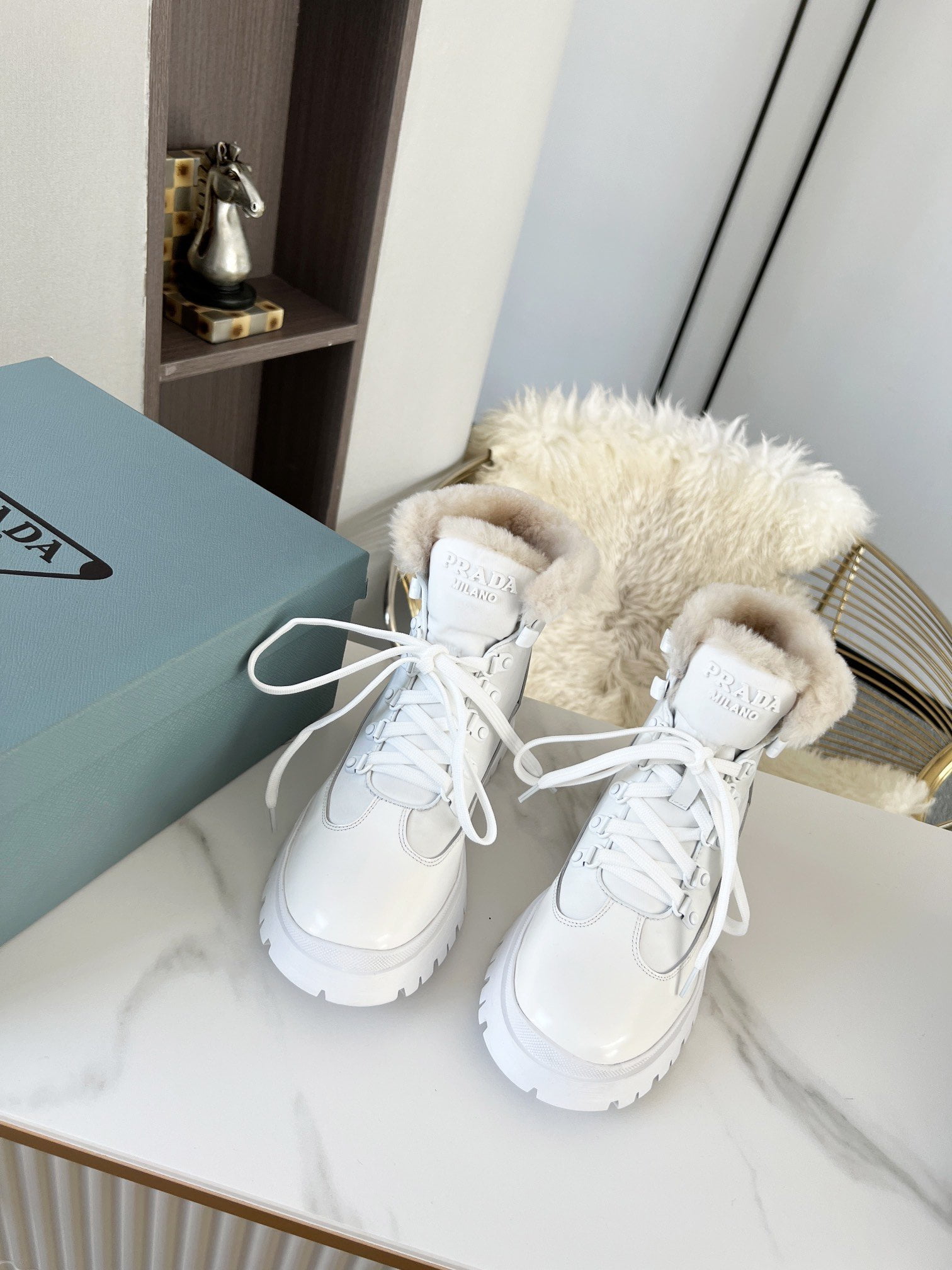 (1:1 replica) Prada Shearling High-Top Sneakers White For Women PRD