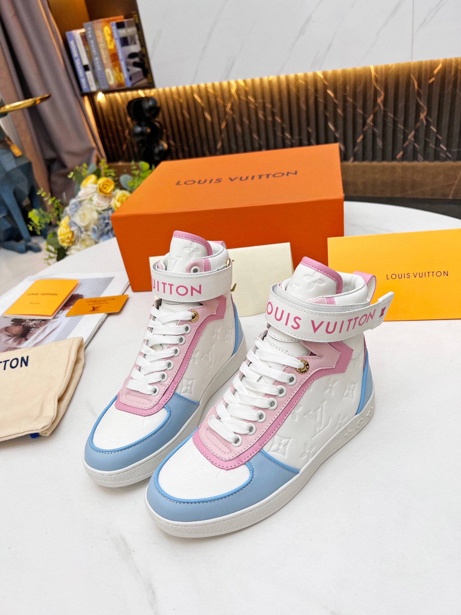 (1:1 replica) Louis Vuitton Women s Boombox Sneaker Boot Pink For Women LV