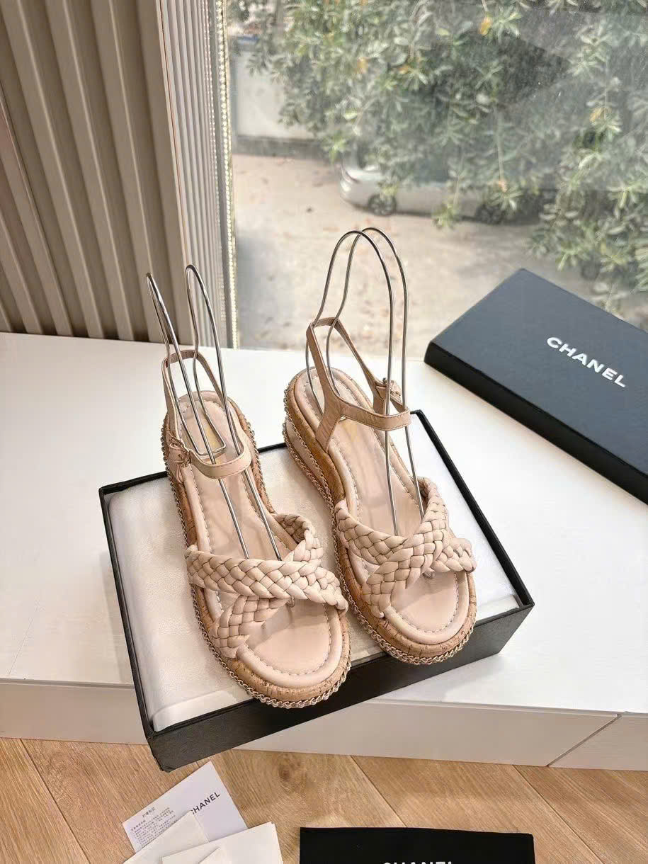(1:1 replica) Chanel Wedges Women s Sandals New Collections 2025
