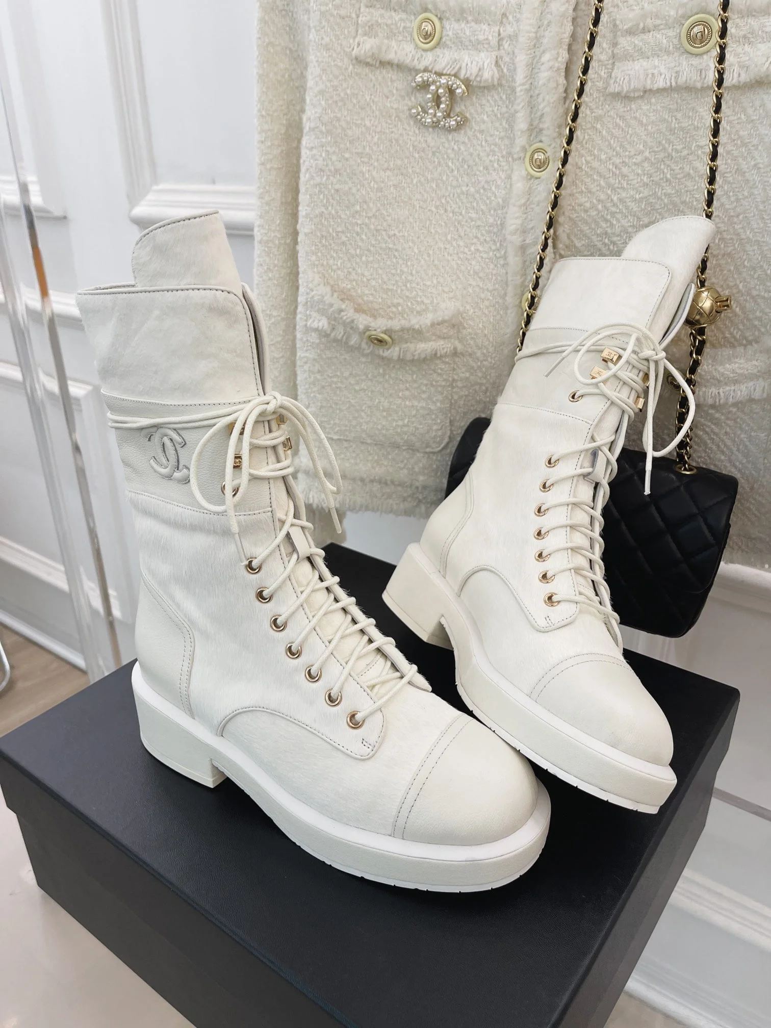 (1:1 replica) Chanel Women s Lace-Ups White For Women G39506 Y56127 K4955