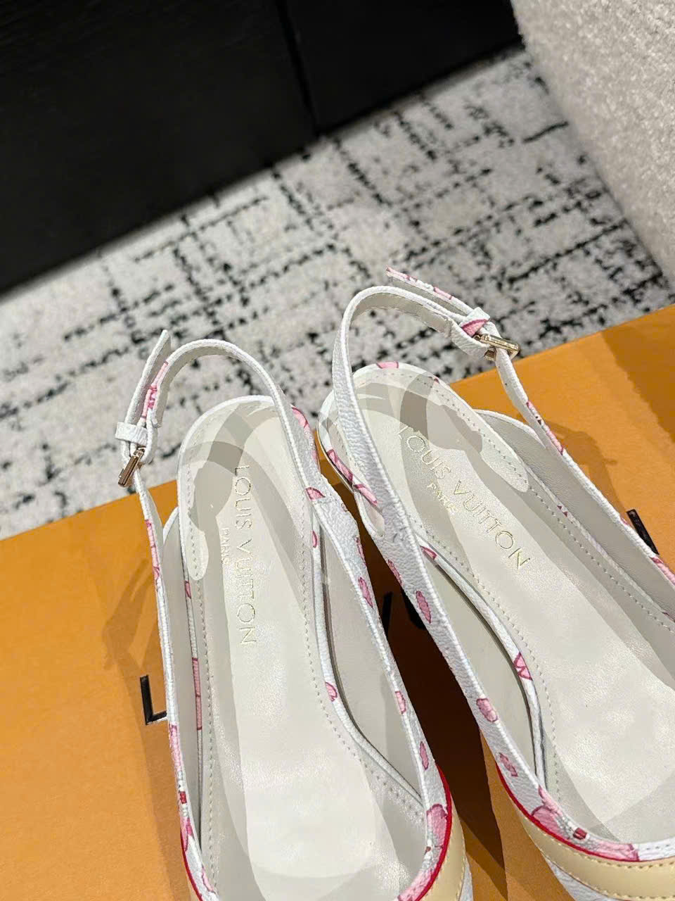 (1:1 replica) Louis Vuitton X Takashi Murakami Slingback Shoes 4.5cm
