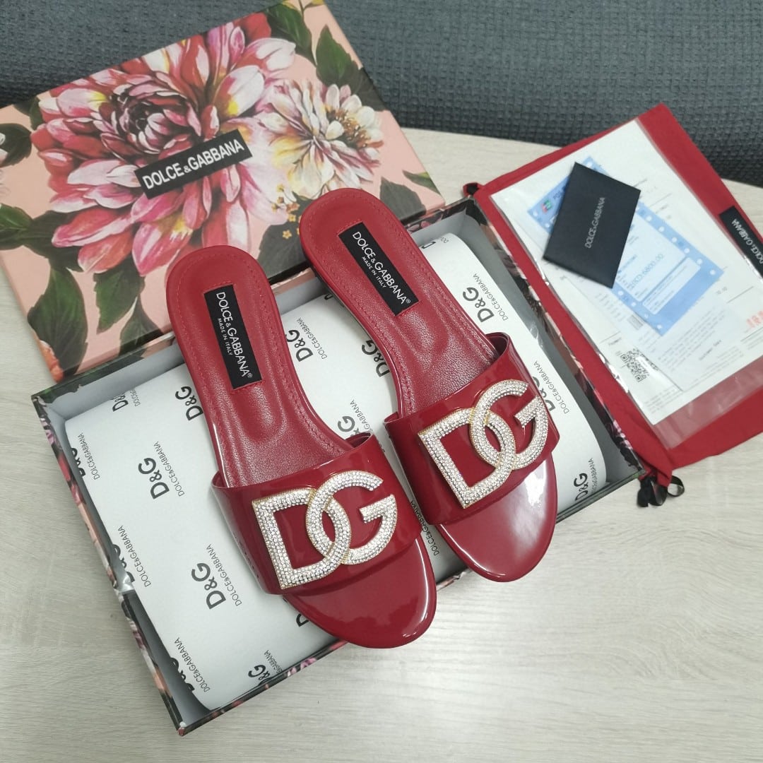 (1:1 replica) Dolce Gabbana Foiled Iguana-Print Slides With Rhinestone-Detailed DG Logo Red For Women DG Shoes