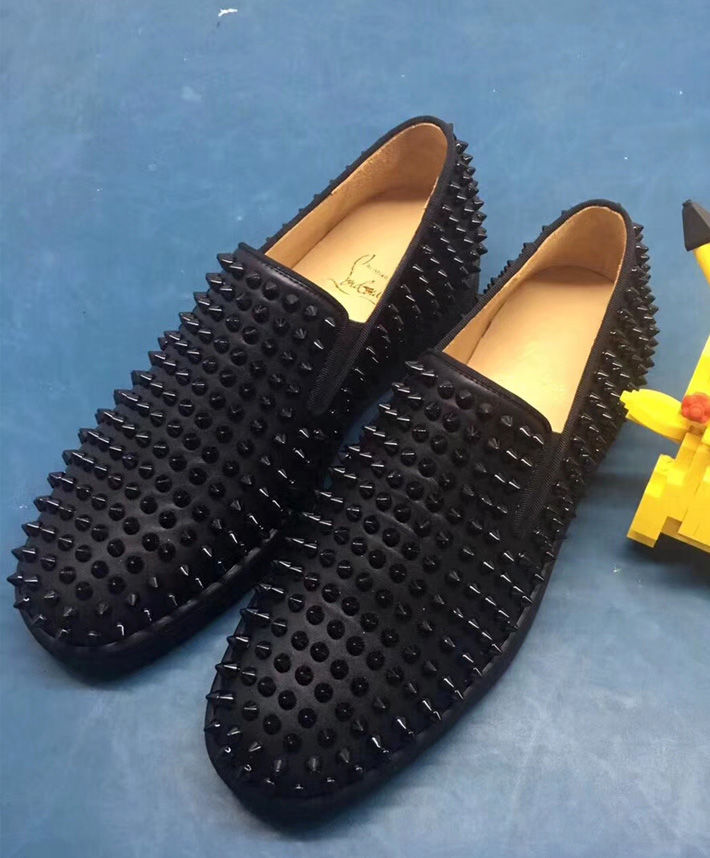 (1:1 replica) Christian Louboutin Unisex Rivet casual shoes Black