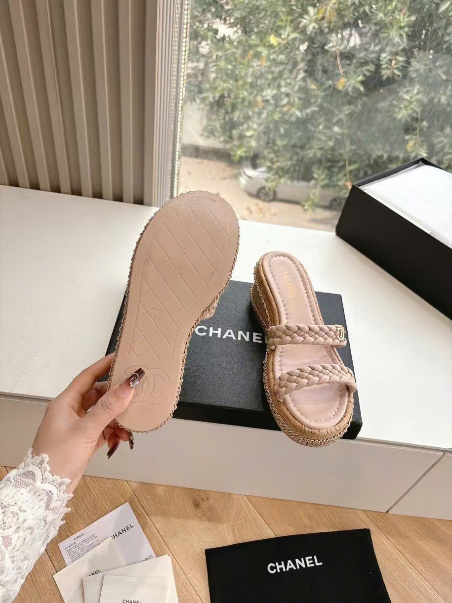 (1:1 replica) Chanel Wedges Women s Sandals New Collections 2025