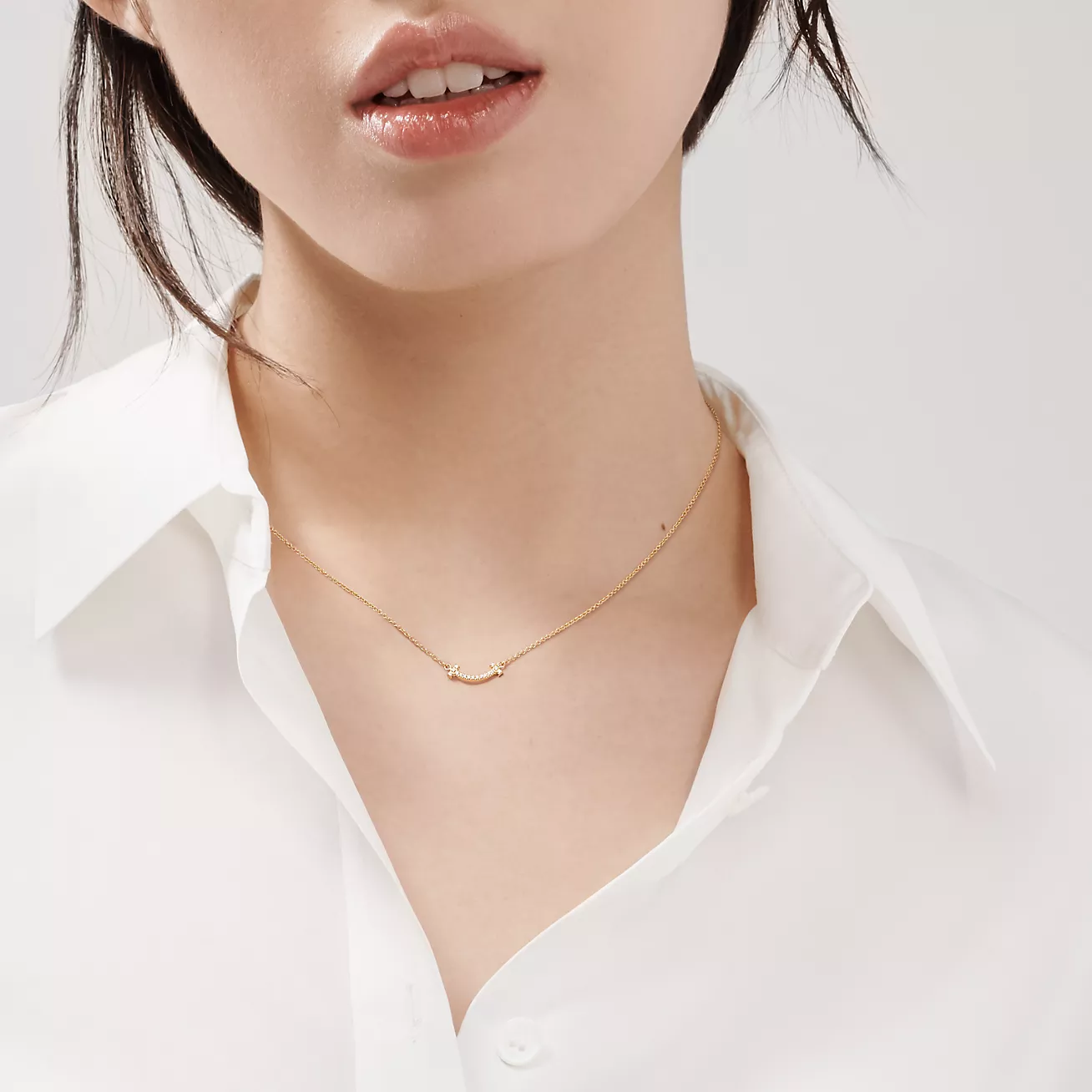 Smile Pendant in Yellow Gold with Diamonds (1:1 replica)