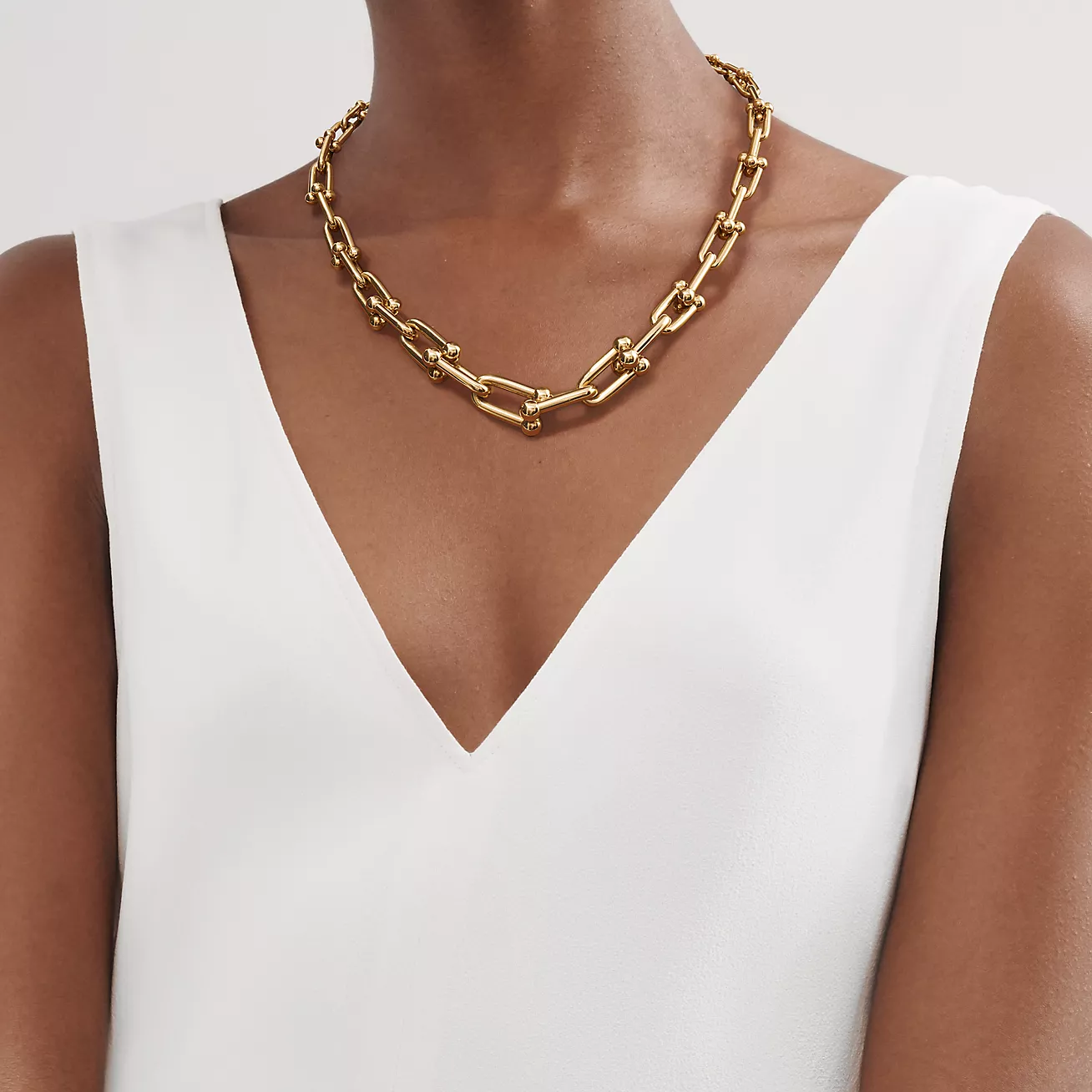 Graduated Link Necklace in Yellow Gold (1:1 replica)