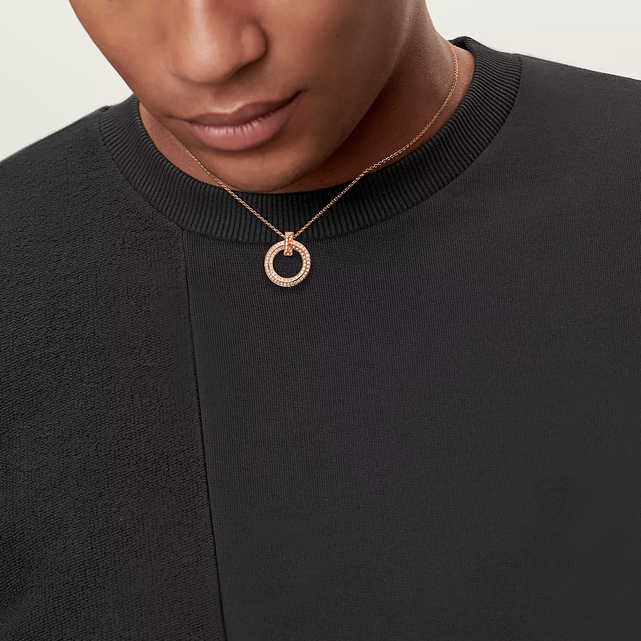 Tiffany T T1 Circle Pendant in Rose Gold with Pavé Diamonds (1:1 replica)