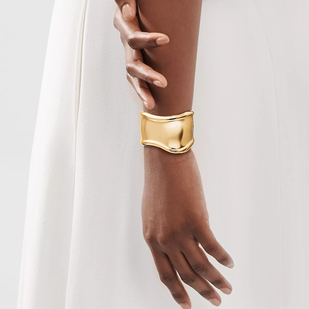 Tiffany Small Bone Cuff in 18k Gold (1:1 replica)