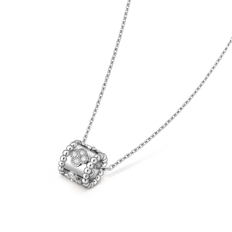 Replicate Perlée clovers pendant(1:1 replica)