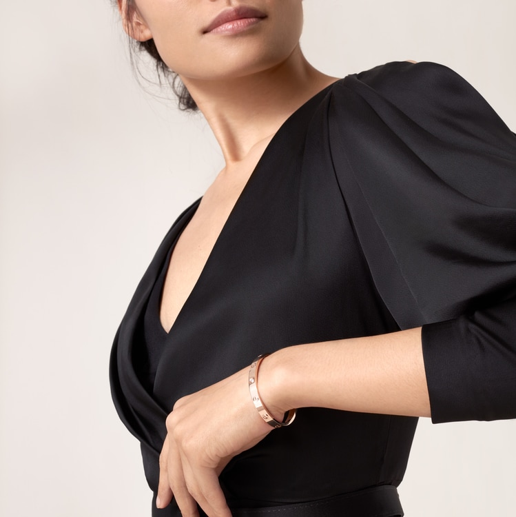 Top 1:1 replica Cartier Replicate LOVE bracelet, classic model, 4 diamonds(1:1 replica)