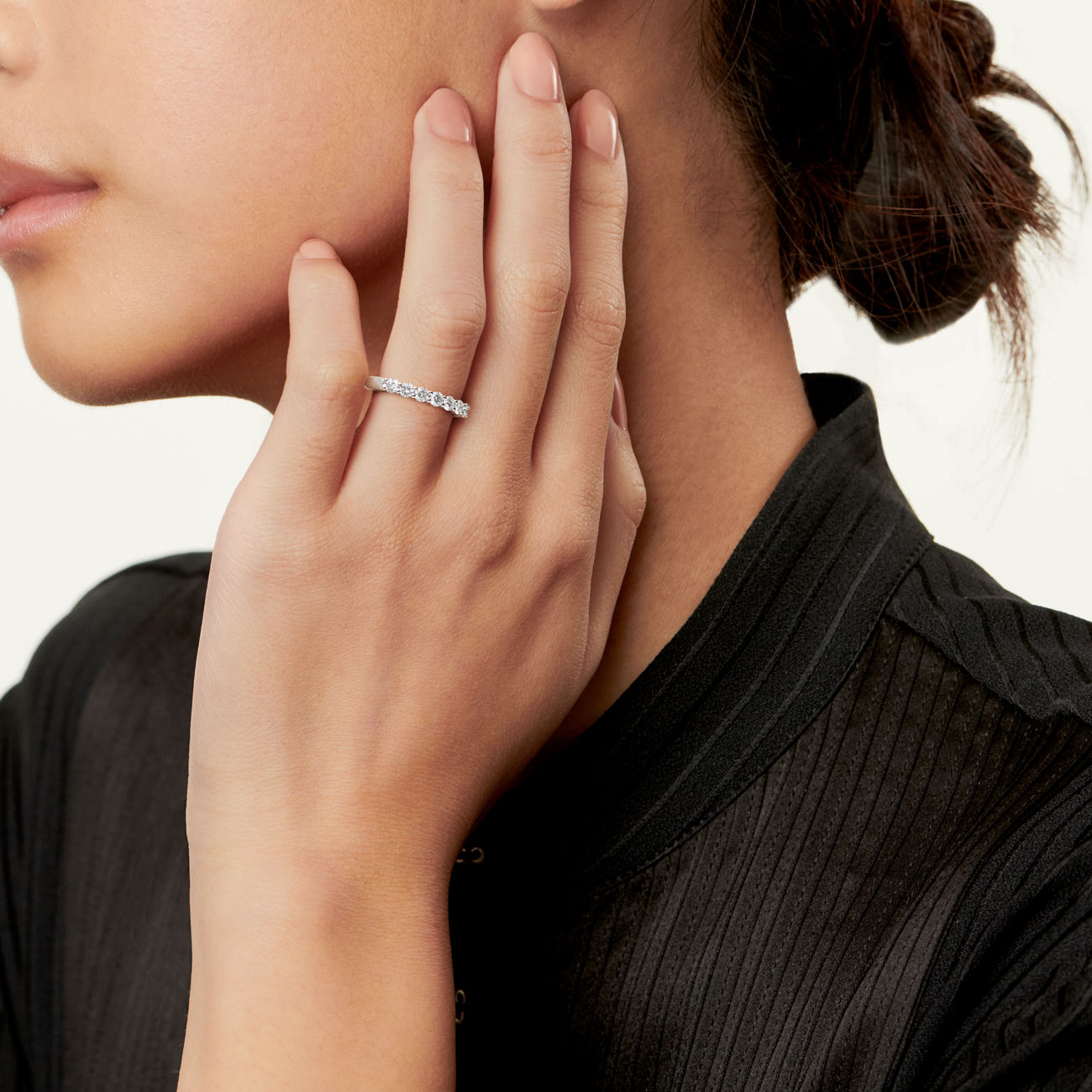 Tiffany Forever Band Ring in Platinum with a Half-circle of Diamonds, 3 mm Wide (1:1 replica)