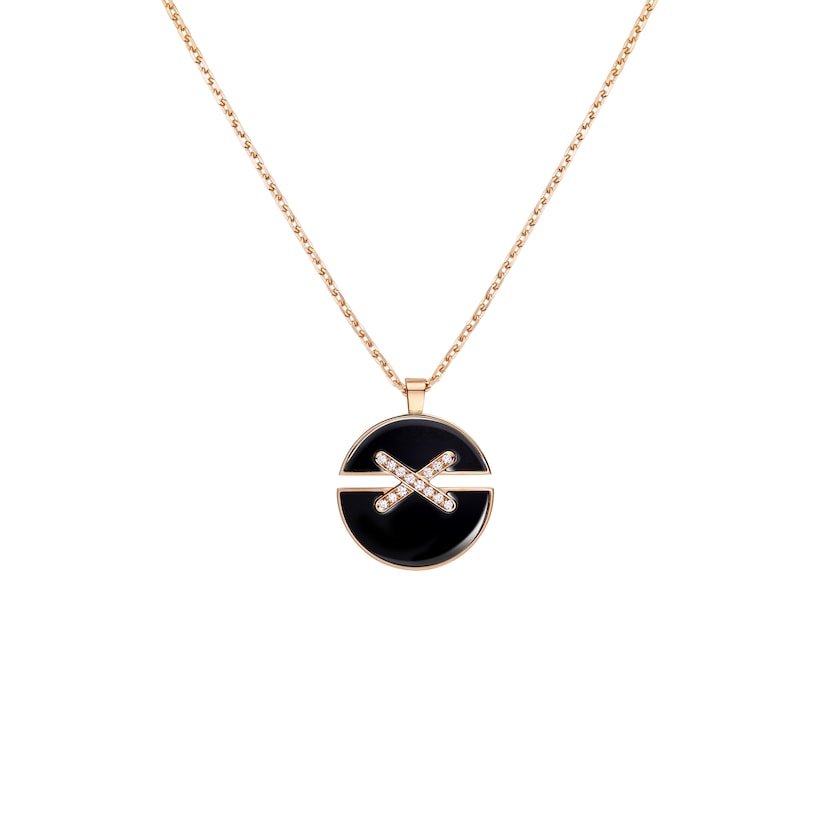 Top 1:1 replica of Chaumet Jeux de Liens Harmony Onyx medium model pendant