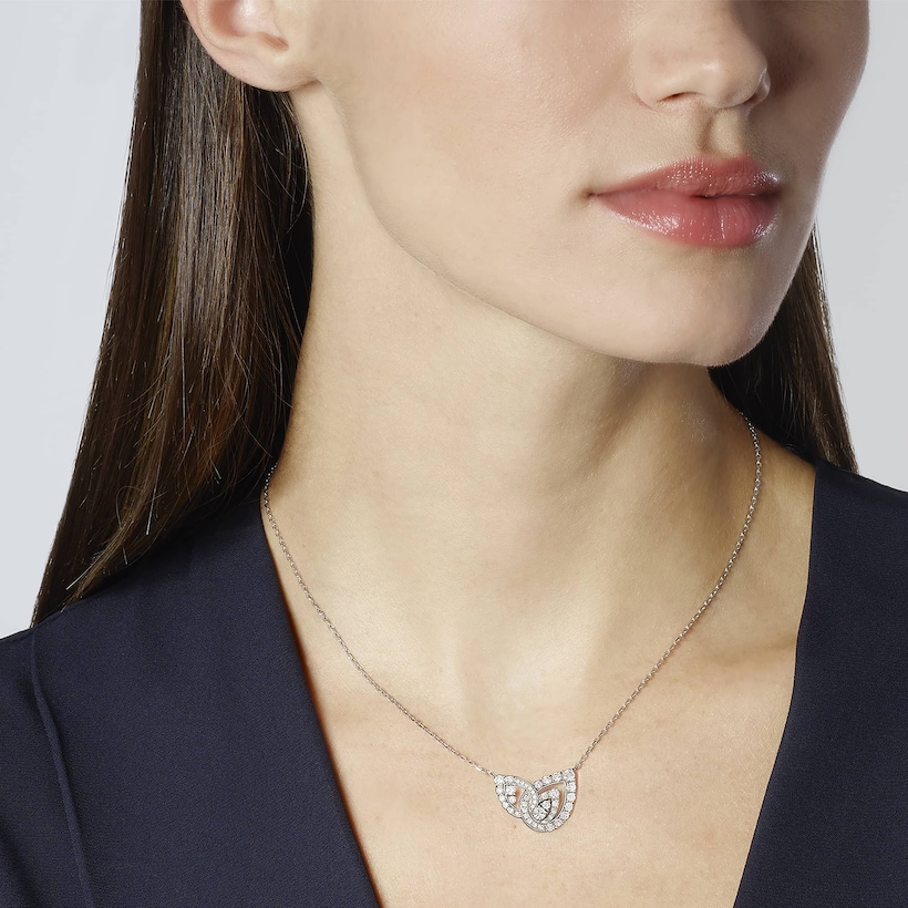 Top 1:1 replica of Chaumet Joséphine Duo Éternel pendant