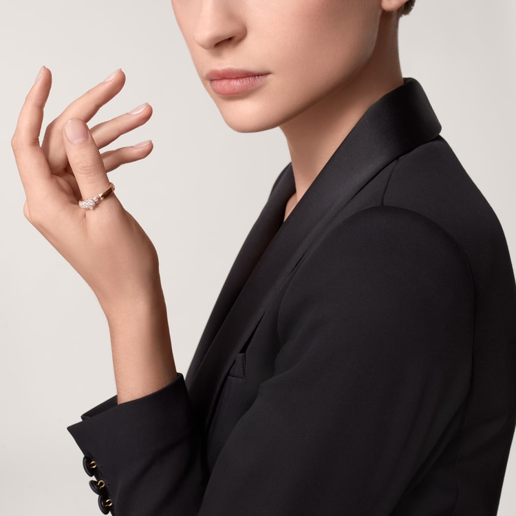 Top 1:1 replica Panthère de Cartier ring, small model, half-paved