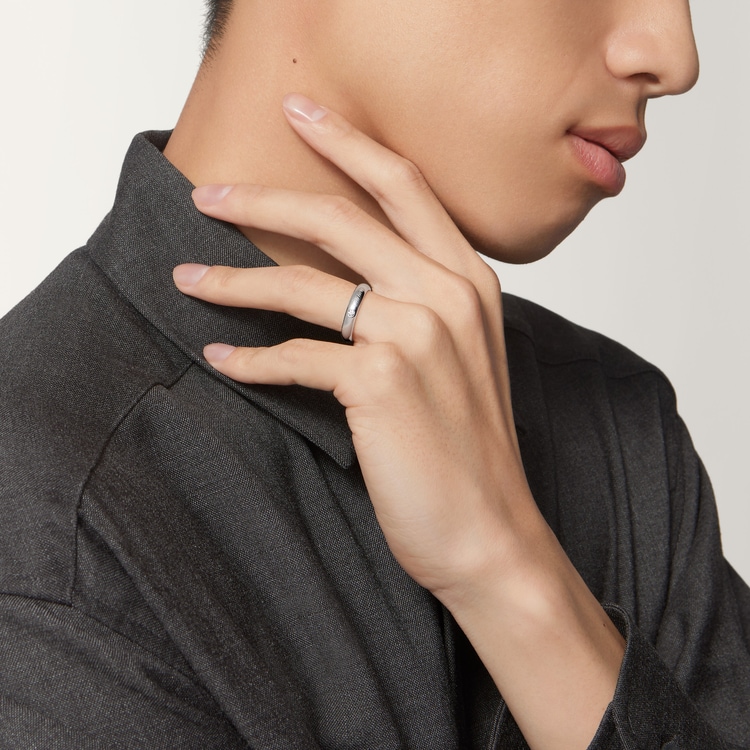 Top 1:1 replica C de Cartier wedding band, 4 mm width, 1 diamond