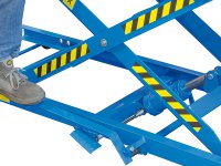 Sollevatore idraulico per moto Fervi S008/M con pompa a pedale, 2500mm