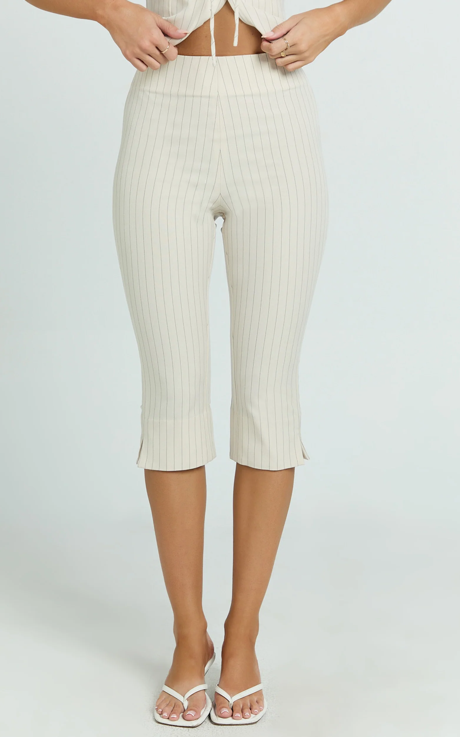 Susannah Pants - Pinstripe Fitted Split Leg Capri Pants in Cream