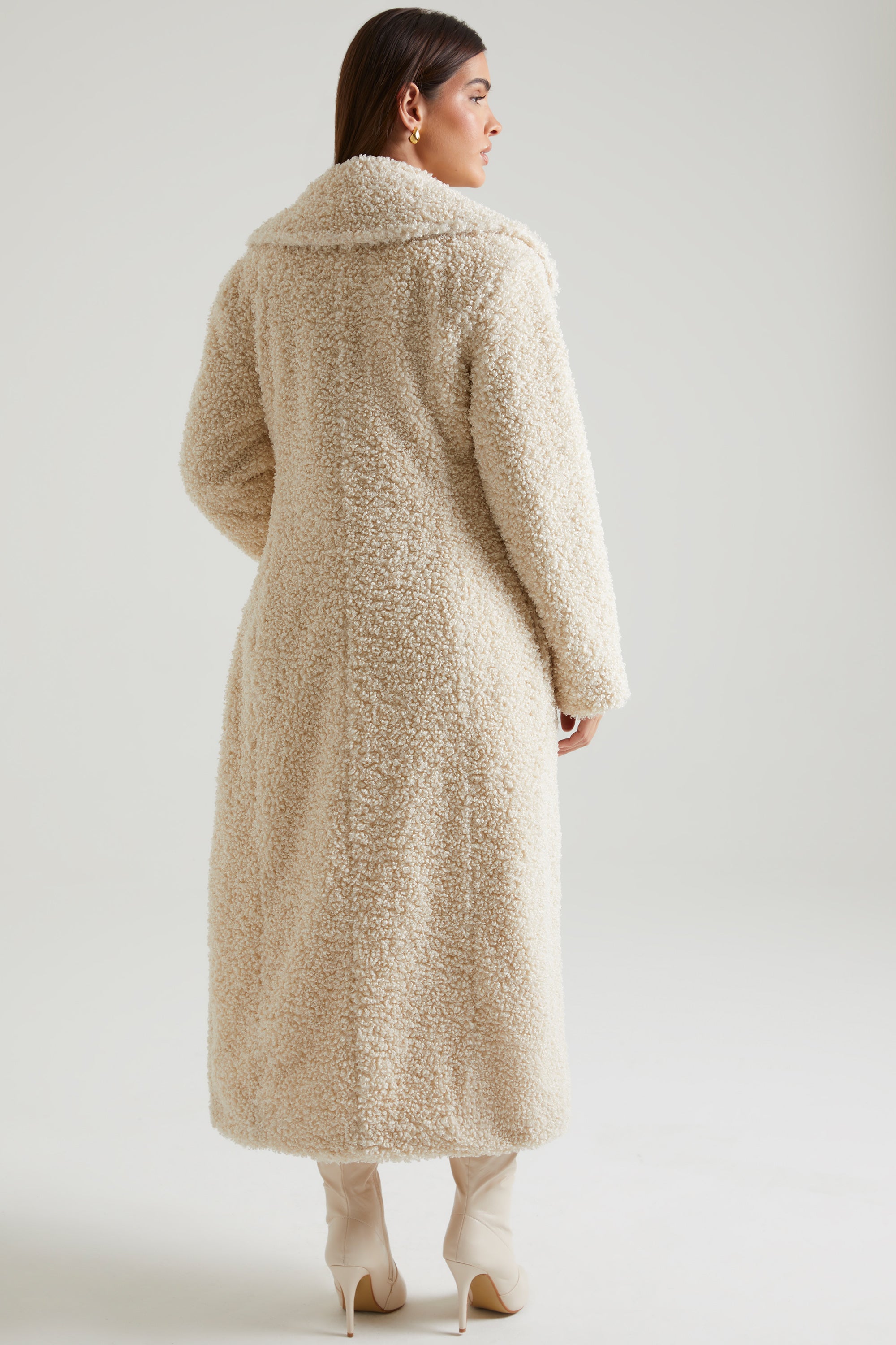 Alaska-Long Shearling Coat in Cream