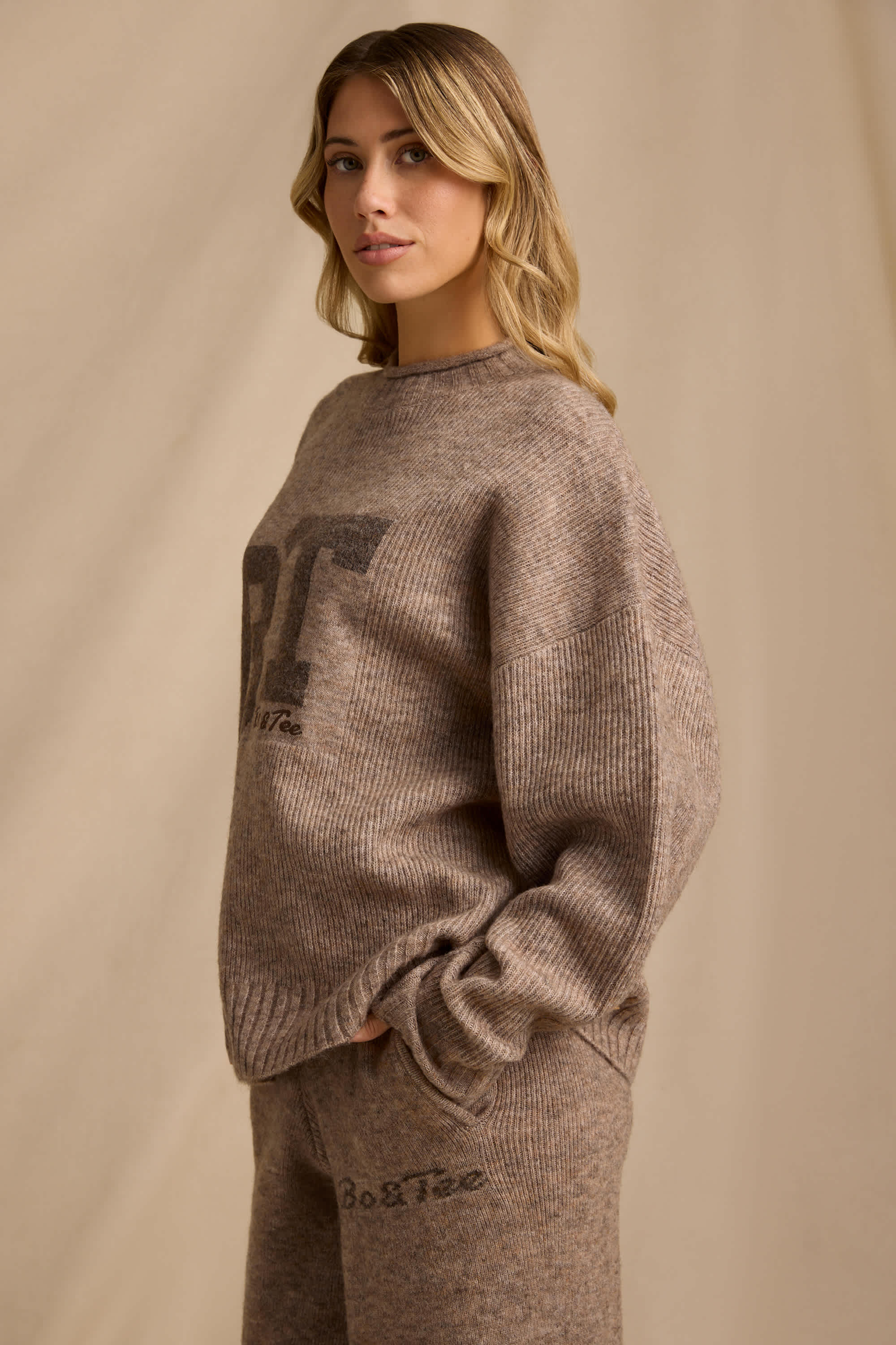 Oversized Knit Jumper in Brown Marl