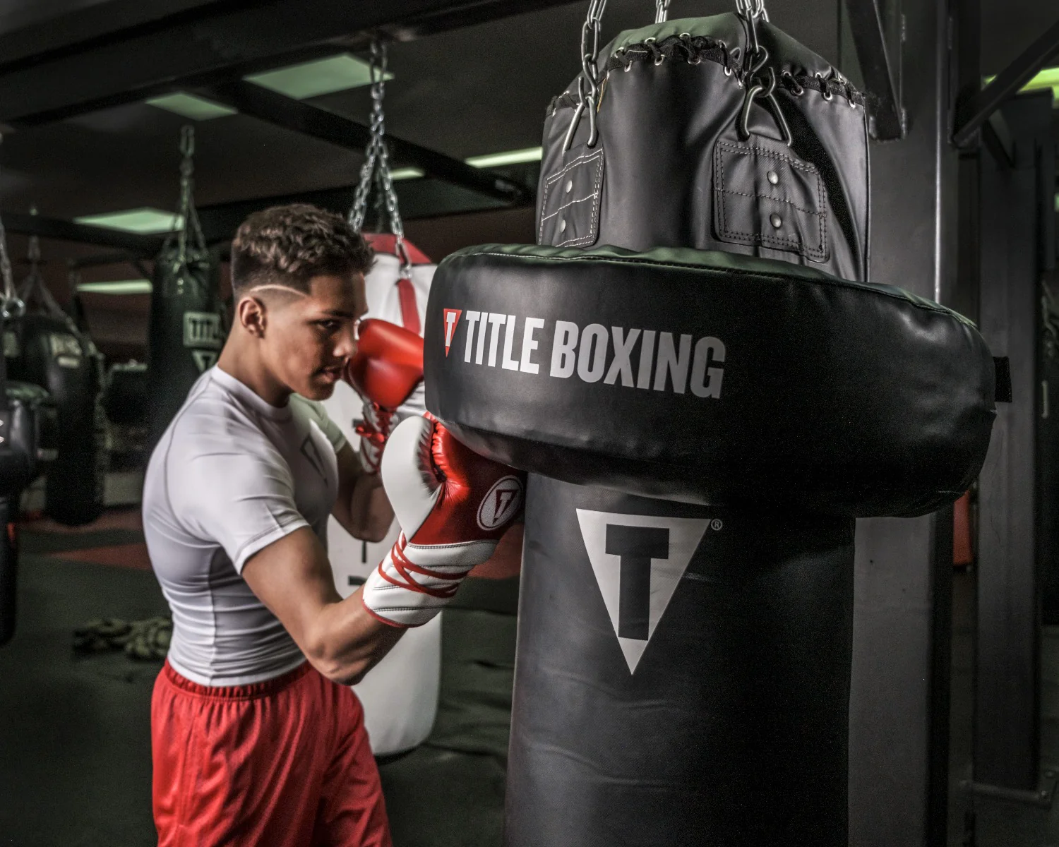 TITLE Boxing Uppercut Ring