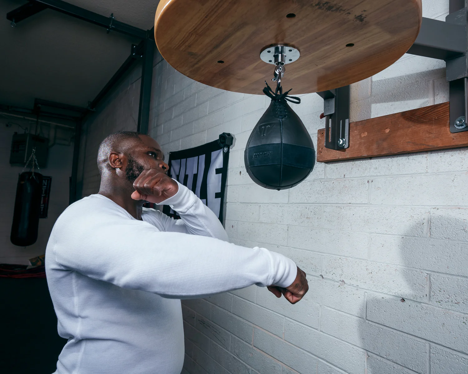 TITLE Black Speed Bag 2.0