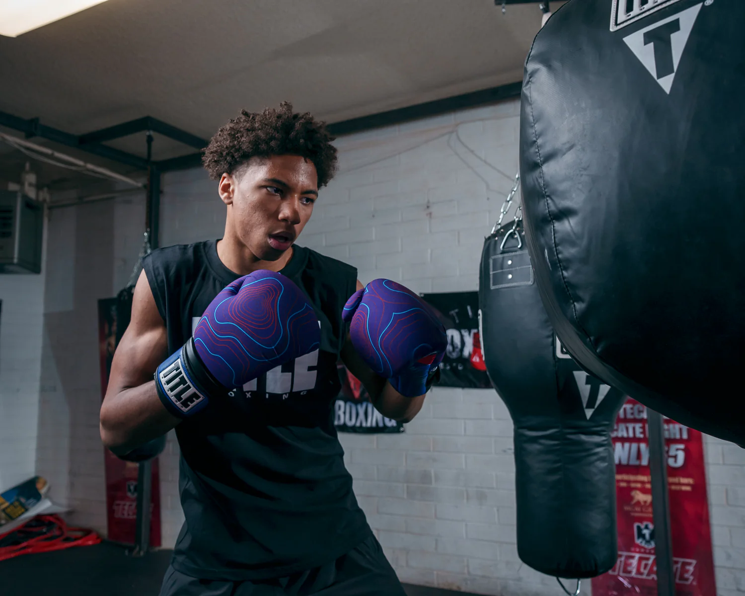 TITLE Boxing Infused Foam Orbit Bag Boxing Gloves