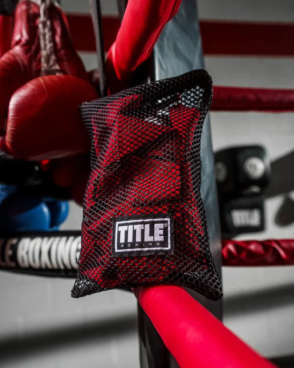 TITLE Boxing Hand Wraps Wash Bag 2.0
