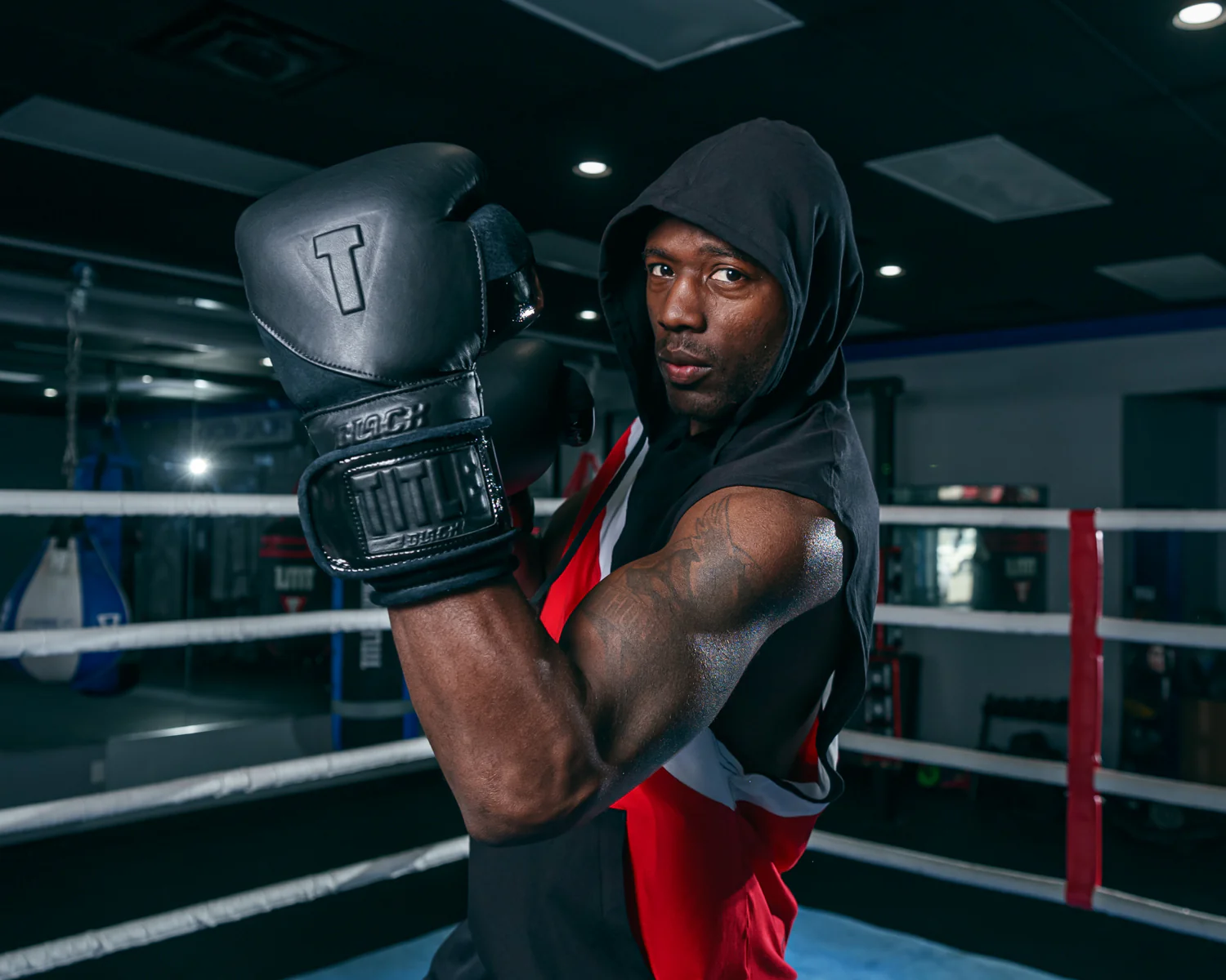 TITLE Black Heavy Bag Boxing Gloves 2.0