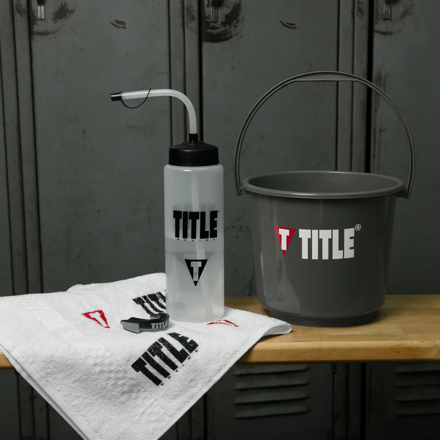 TITLE Boxing 5 Quart Corner Spit Bucket