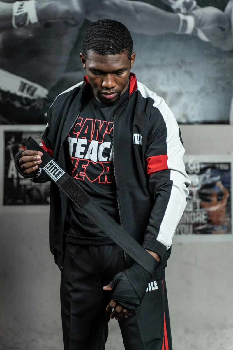 TITLE Boxing Mexican Style 180