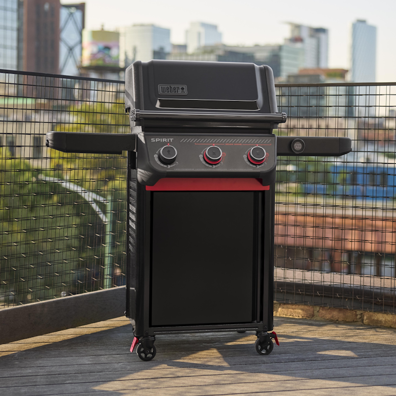 Spirit® EP-325 Gas Grill Stealth® Edition (Liquid Propane)