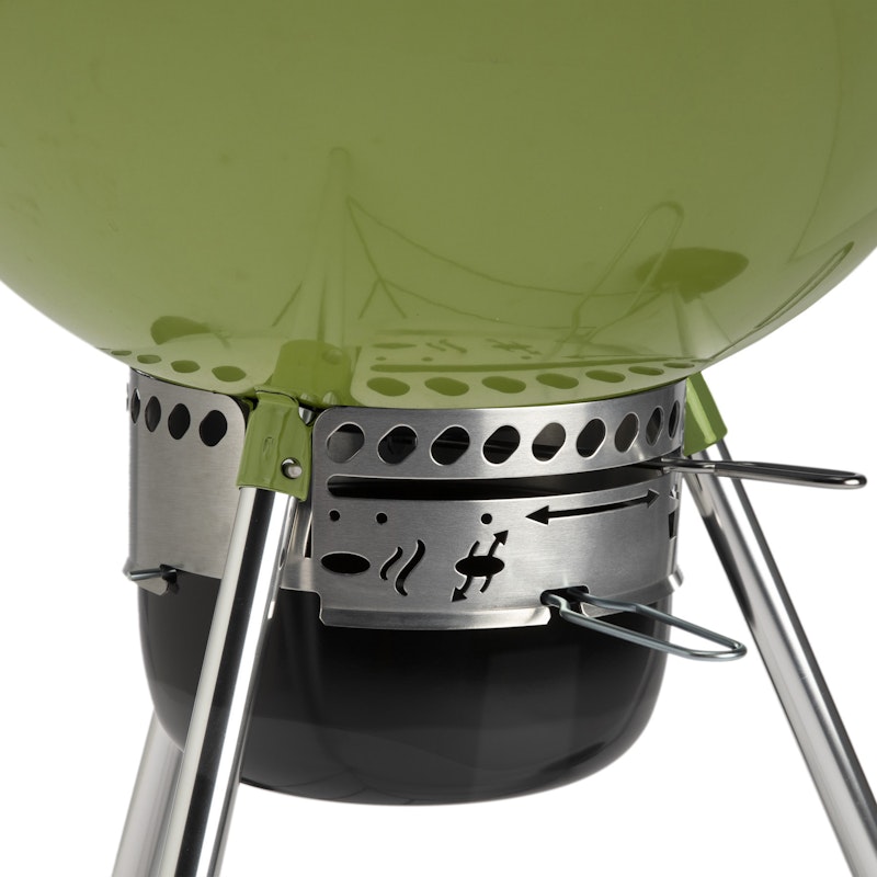 Master-Touch Charcoal Grill 22"