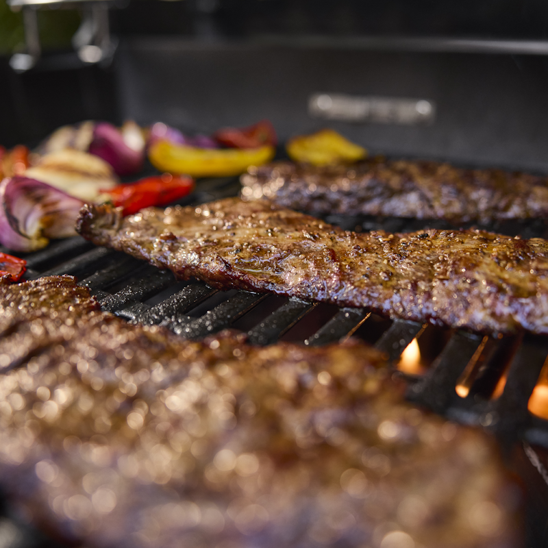 Spirit® EP-325 Gas Grill Stealth® Edition (Liquid Propane)