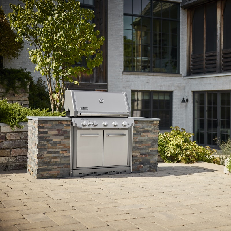 Summit® SB38 S Built-In Gas Grill (Natural Gas)