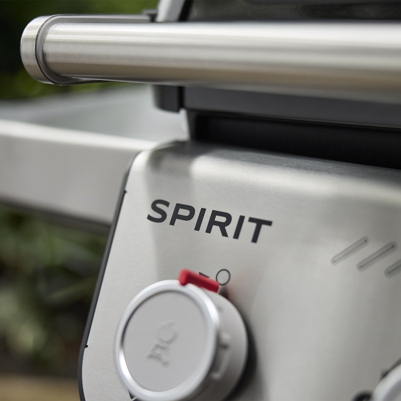Spirit® E-325 Gas Grill (Natural Gas)
