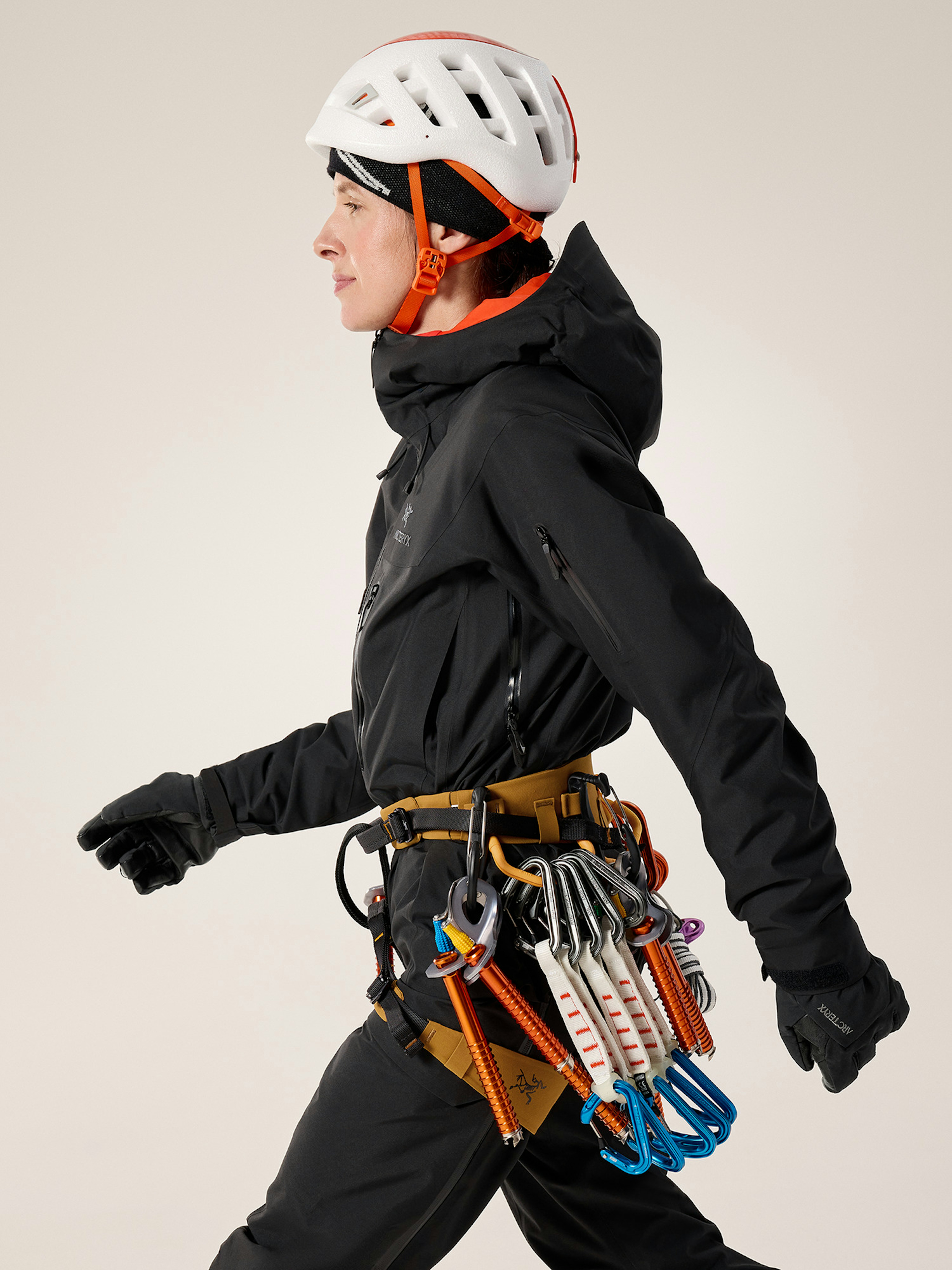 AR-385a Harness Women's