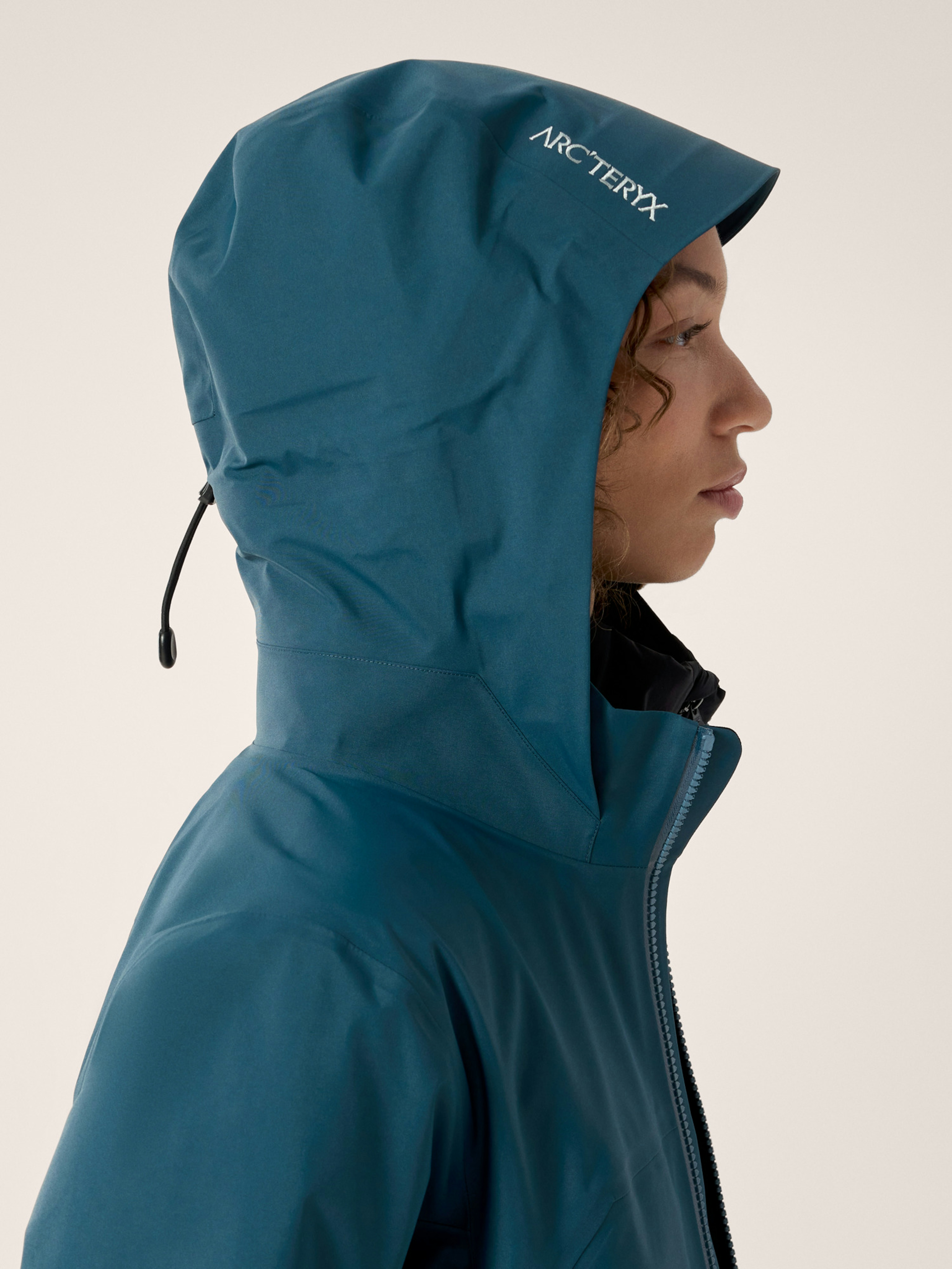 Beta Coat Women's