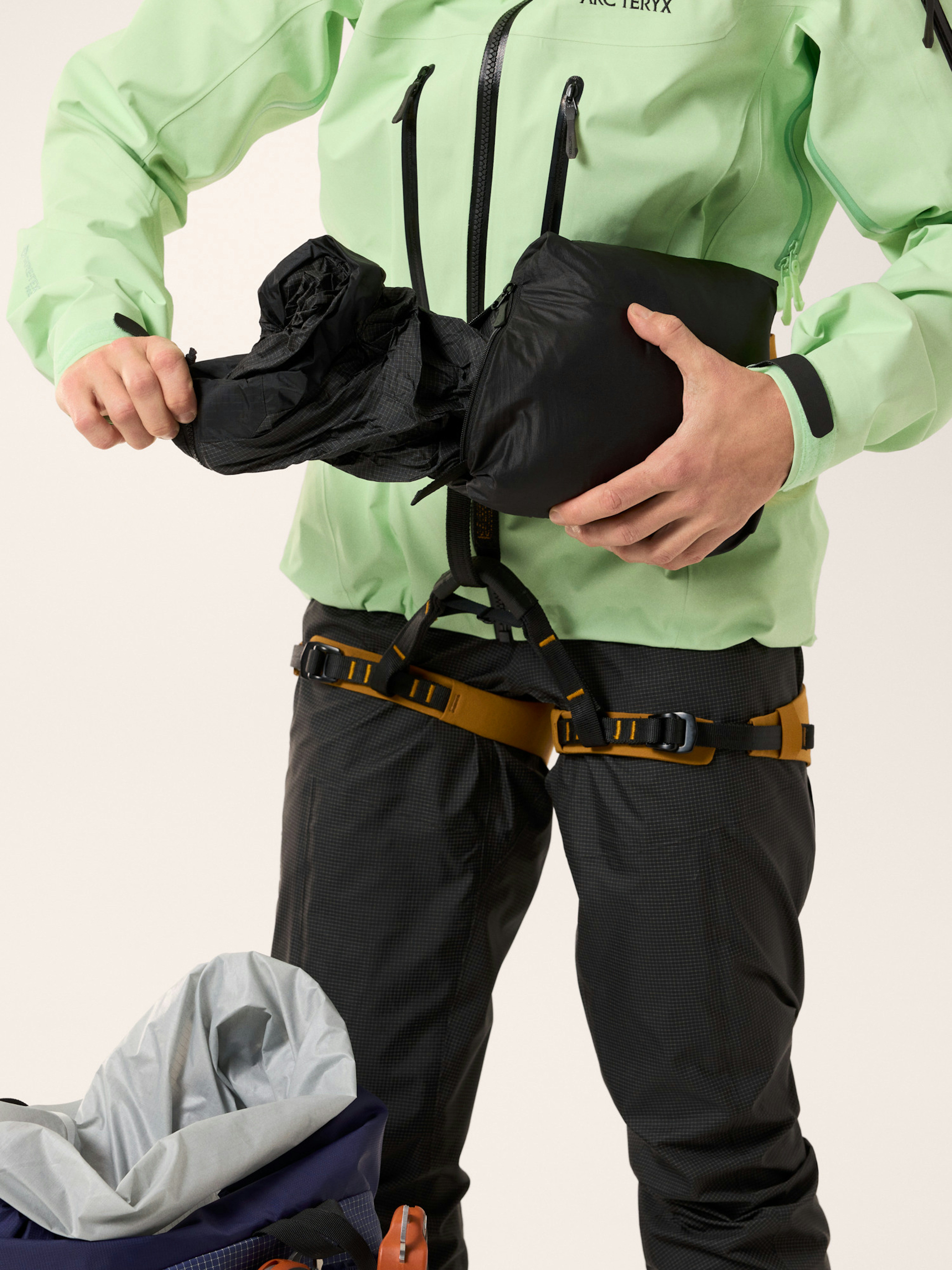 Nuclei Pant Women's
