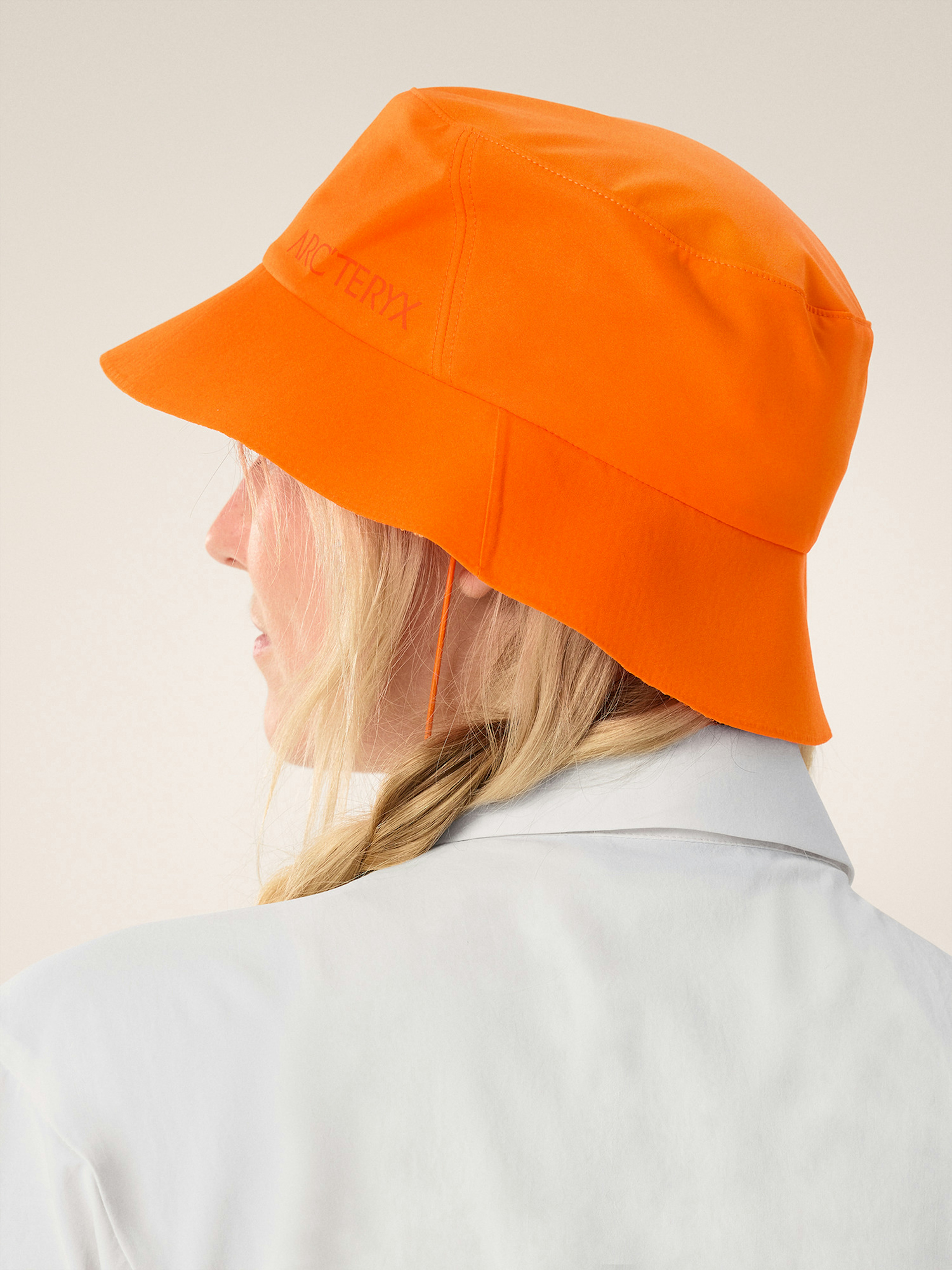 Sinsolo Bucket Hat