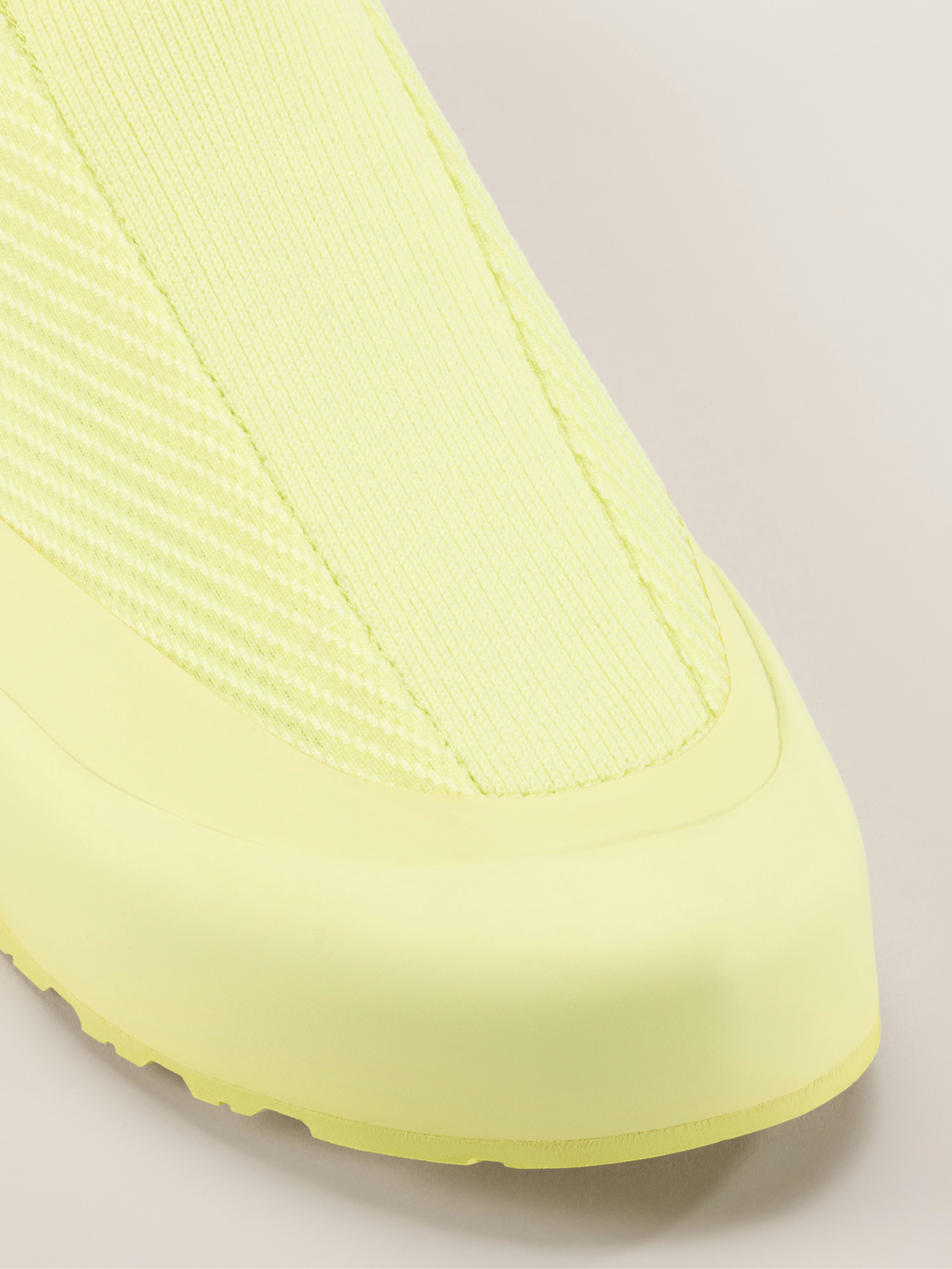 Kragg Shoe Women's