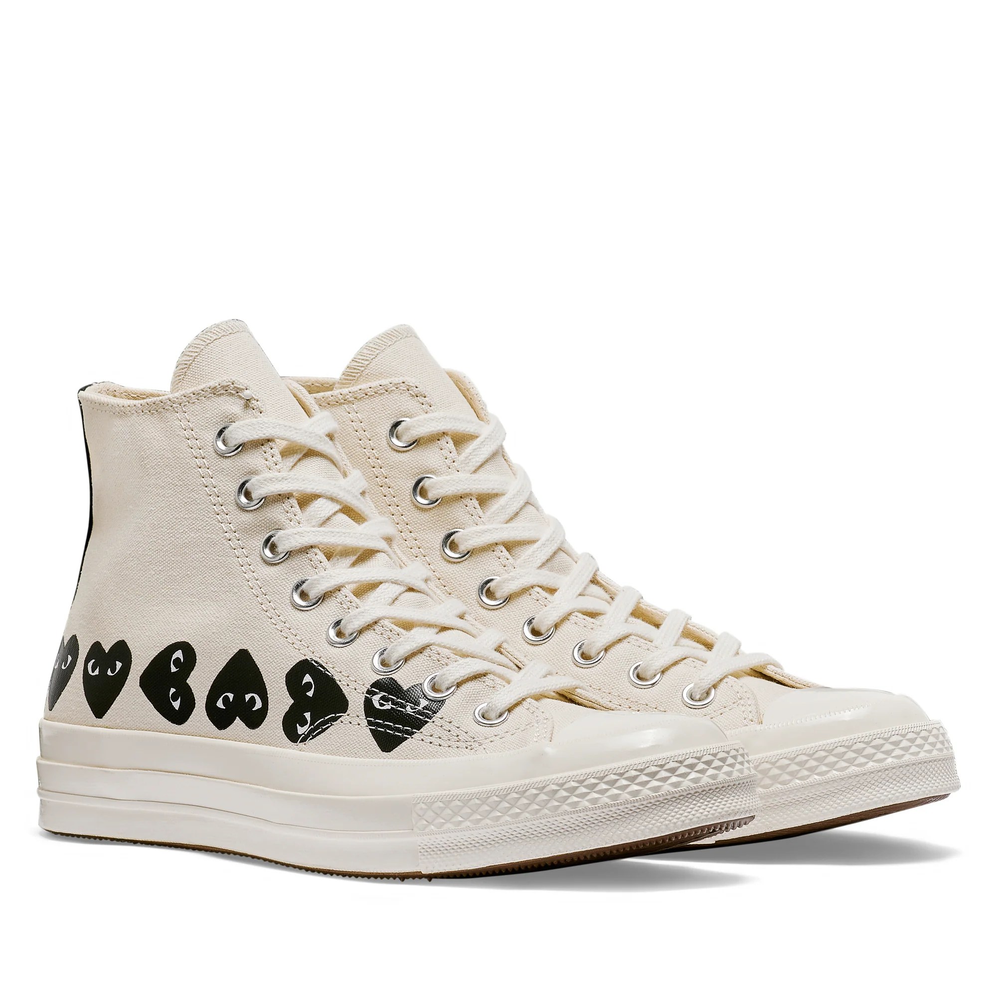 CDG Converse High Top – White Multi Hearts Edition